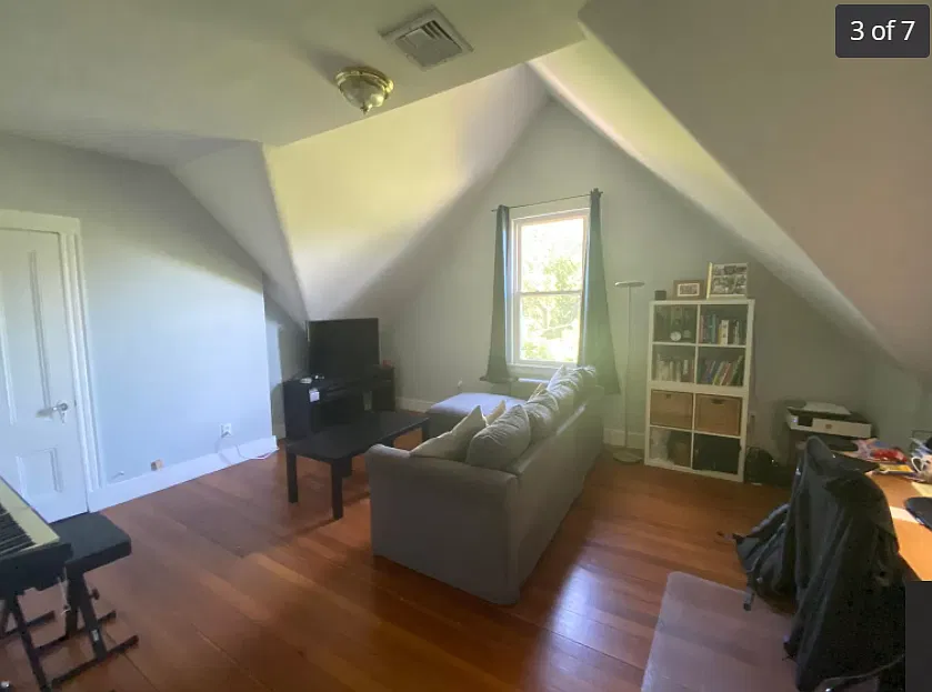 2 bed, 800 sqft, $2,200 — Photo 3