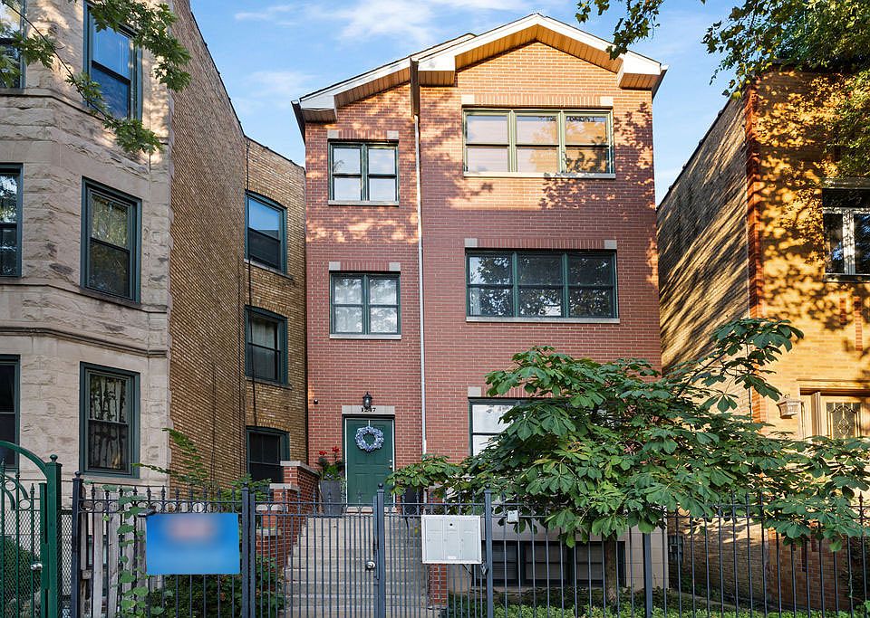 1st image of 1247 N Rockwell St #3