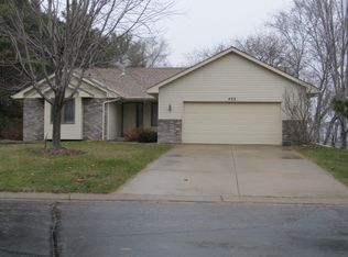 422 Spruce St, Shakopee, MN 55379