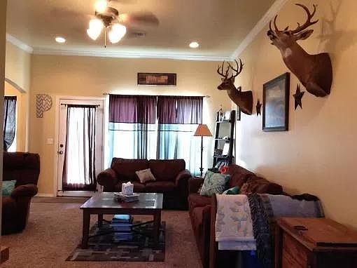 4th image of 4615 Mill Creek Dr