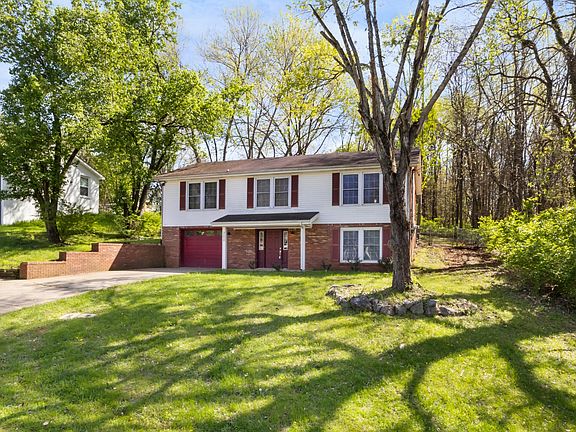 3rd image of 300 Grassland Dr