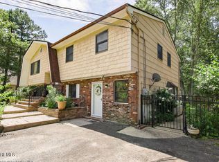 442 Alexander Ave, Howell, NJ 07731