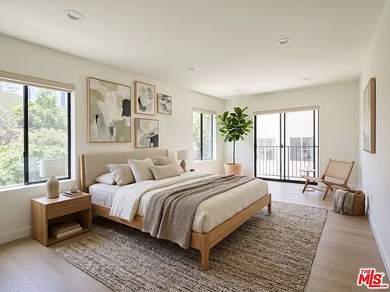 1146 Hacienda Pl #7 — Photo 5