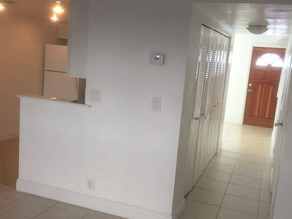 3rd image of 6626 SW 41st St #6626
