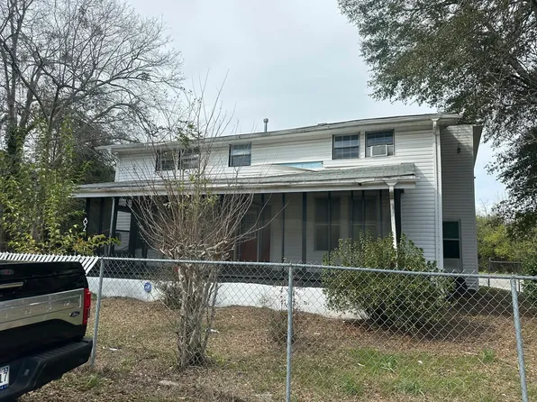 82 Hampton St, Denmark, SC 29042