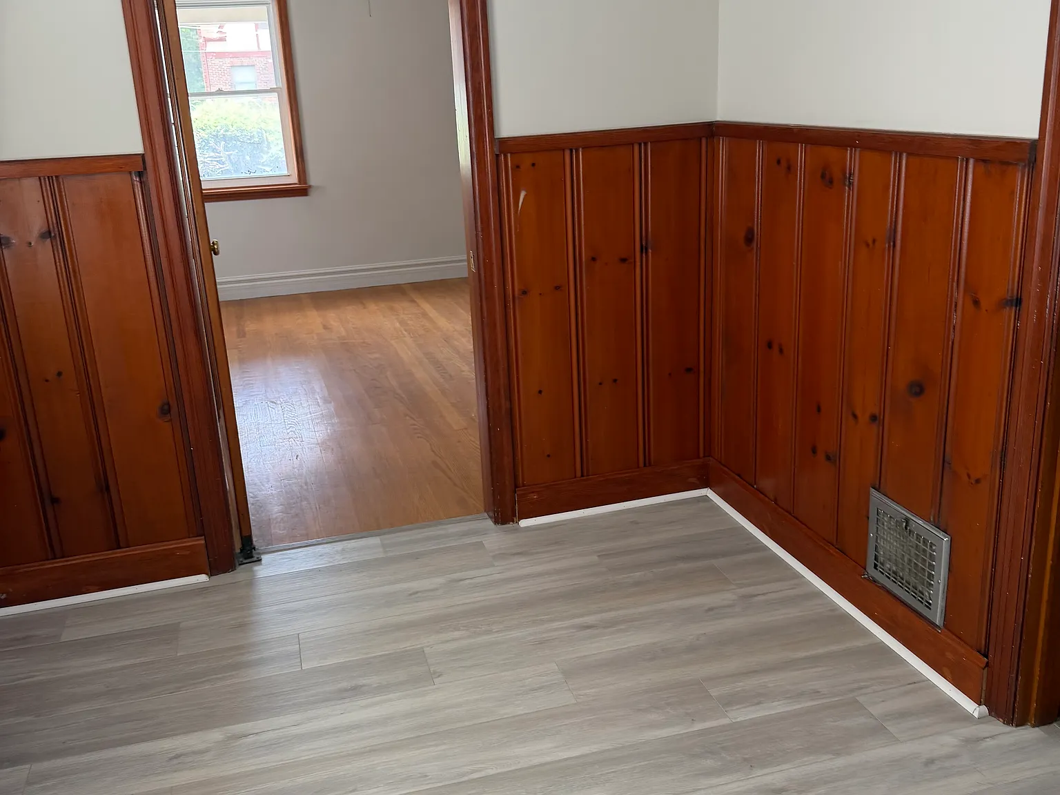 3 bed, 1.5 bath, 1089 sqft, $1,700 — Photo 4