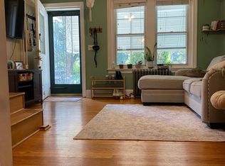 568 Dupont St, Philadelphia, PA 19128