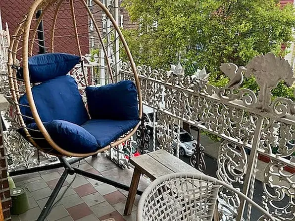 113 Diamond St APT 4, Brooklyn, NY 11222