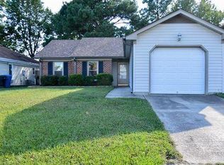 5413 Heatherton Ct, Virginia Beach, VA 23462