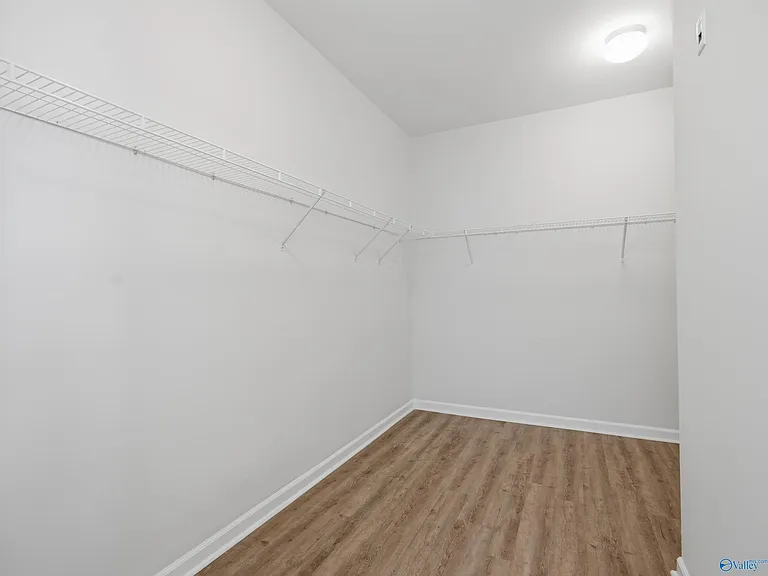 122 Kretzer Ct — Photo 18
