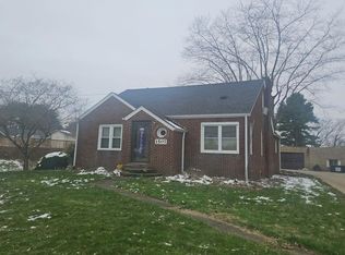 1507 S Chapel St, Louisville, OH