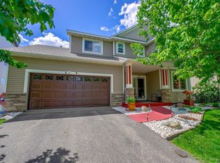 10899 Ashley Ln, Woodbury, MN 55129
