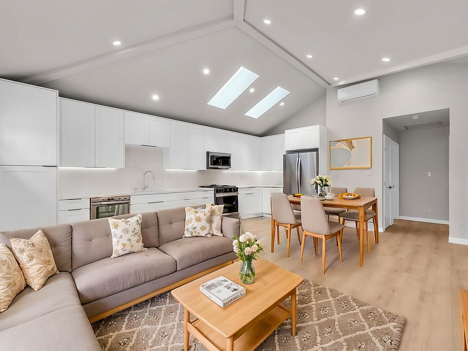 1st image of 9213A El Tango Cir