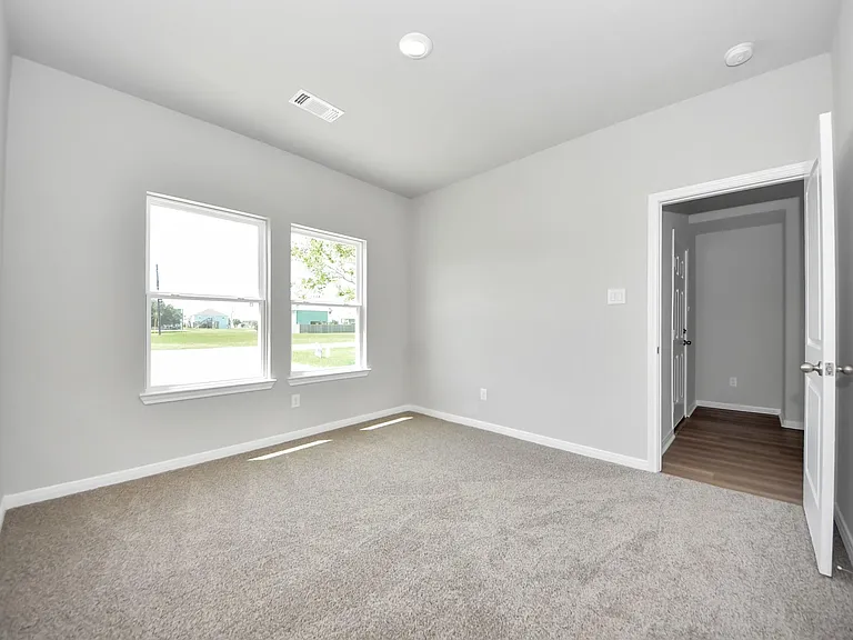 638 Stovall Dr — Photo 27