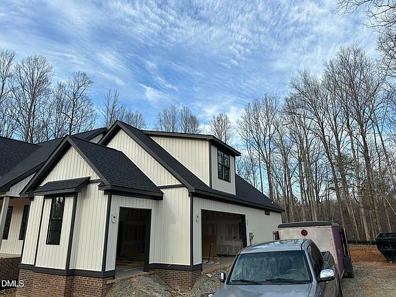 3rd image of 1420 McCray Rd