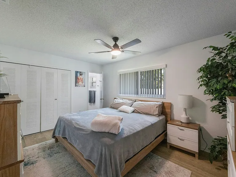 8214 Denise Dr — Photo 23