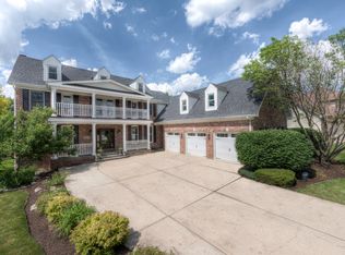 1512 Greenlake Dr, Aurora, IL 60502