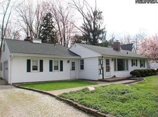 34154 Parkview Rd, Willoughby Hills, OH 44092