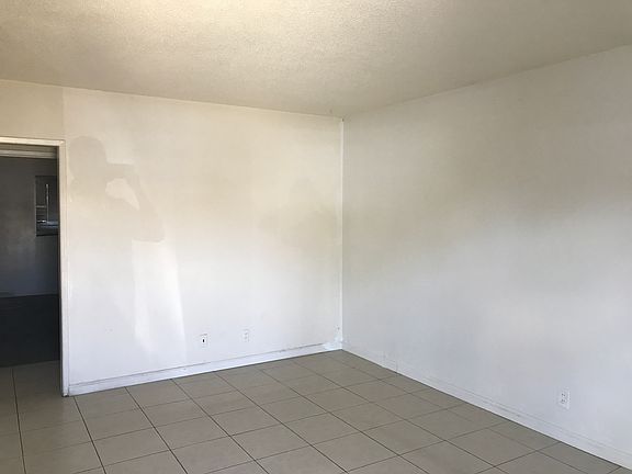 3rd image of 1459 S Euclid Ave APT 11
