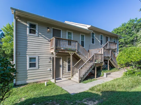 1513 E Franklin St #F-125, Chapel Hill, NC 27514