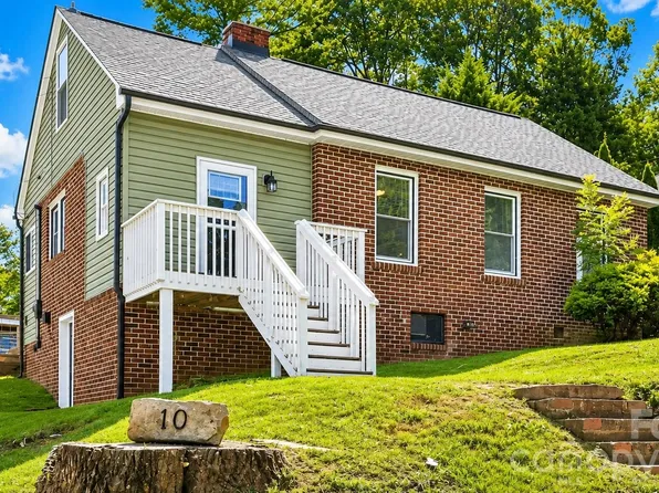 10 Enka Oak St, Candler, NC 28715