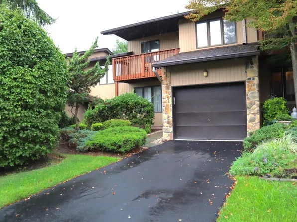 404 Dogwood Ct, Little Falls, NJ 07424