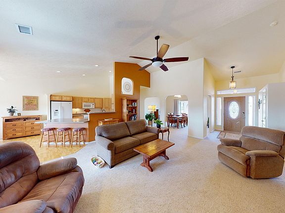 4th image of 34631 Pronghorn Dr