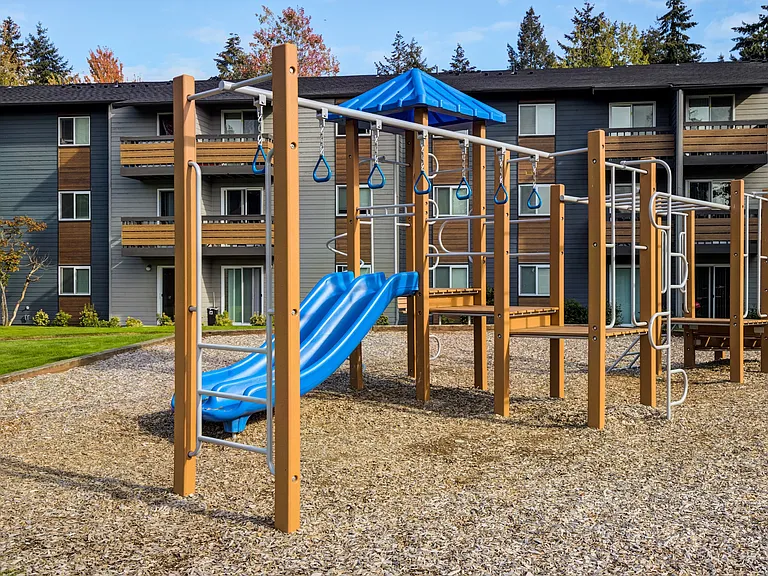 Knol Apartments — Photo 20