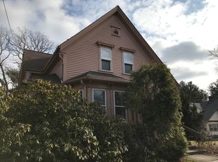 86 Center St, North Easton, MA 02356