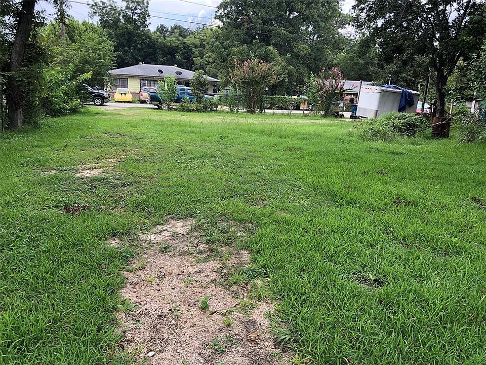 2nd image of 1817 July St