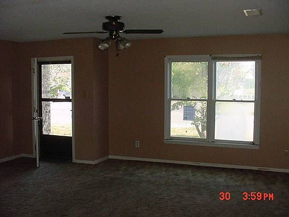 2nd image of 2201 Cross Dr