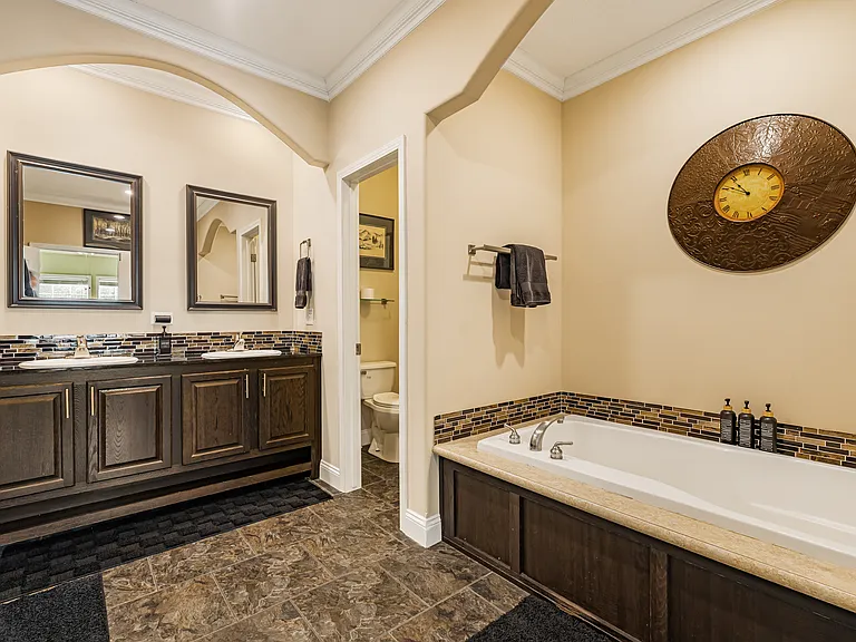 96 Rainbow Lake Dr — Photo 12