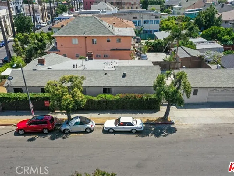 1856 W 14th St #1/2 — Photo 14