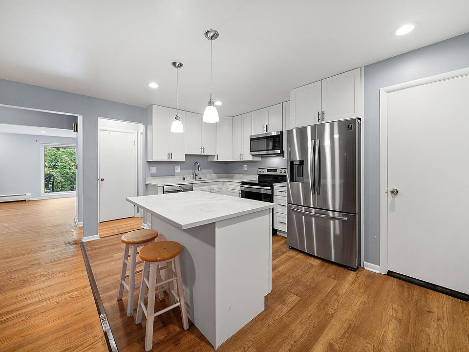 Newly Remodeled Kitchen