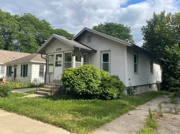 2709 Commercial Ave, Madison, WI 53704