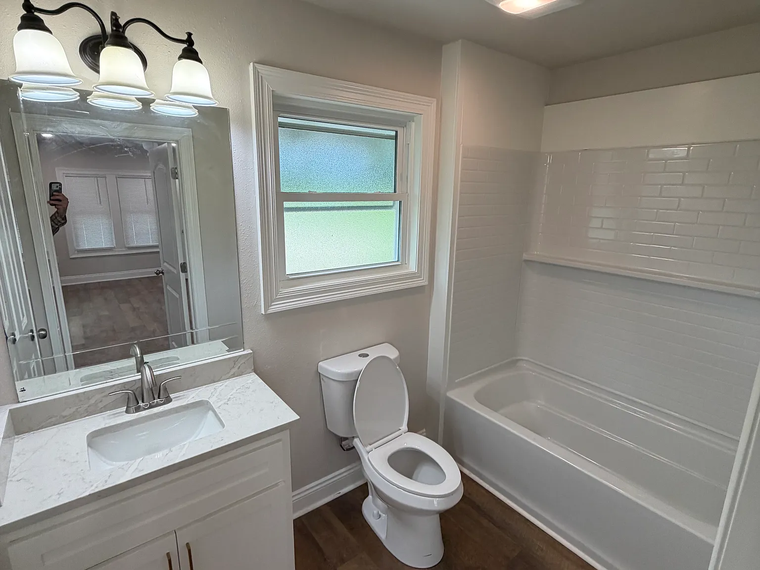3 bed, $1,500 — Photo 3