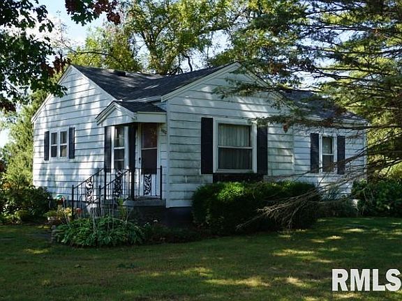 3rd image of 6022 N Andrews Ln