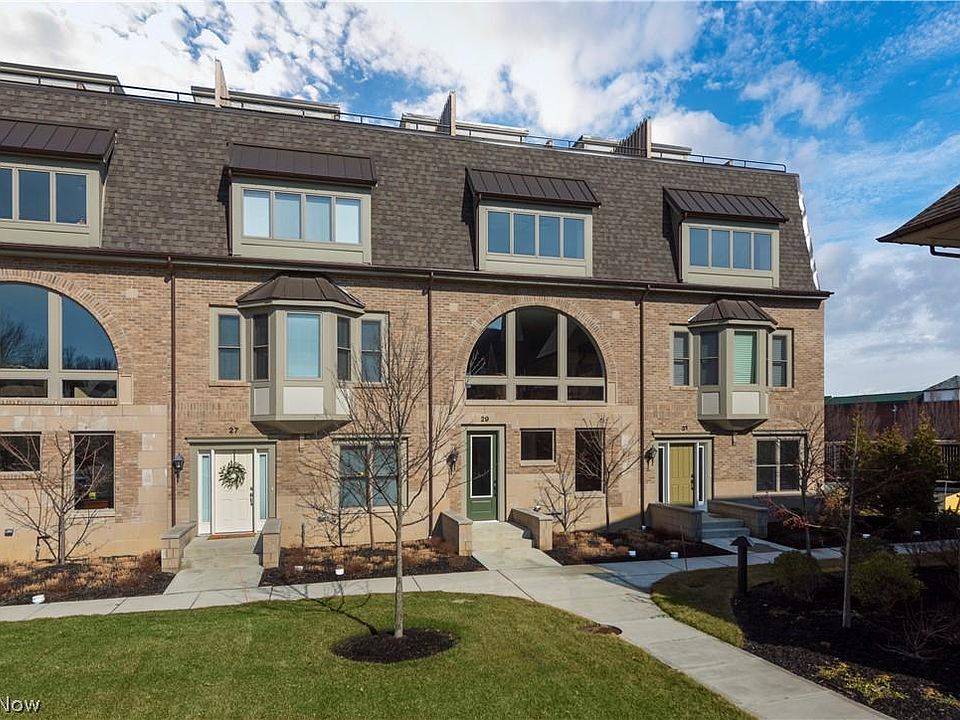 1st image of 29 Ashbourne Dr
