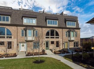 29 Ashbourne Dr, Westlake, OH 44145