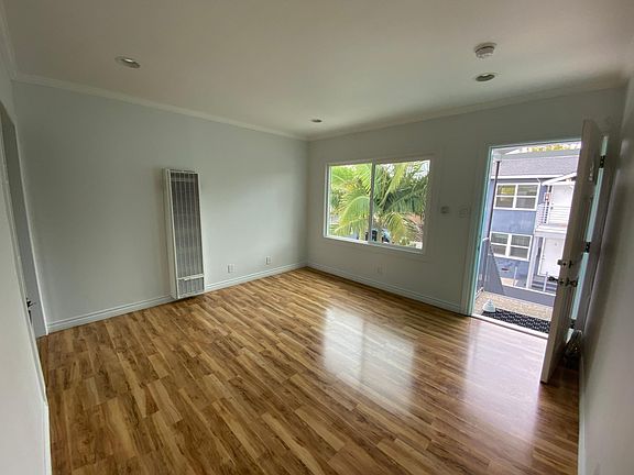 4th image of 2954 Exposition Blvd #3