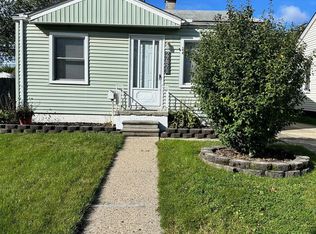 27871 Oneil St, Roseville, MI 48066