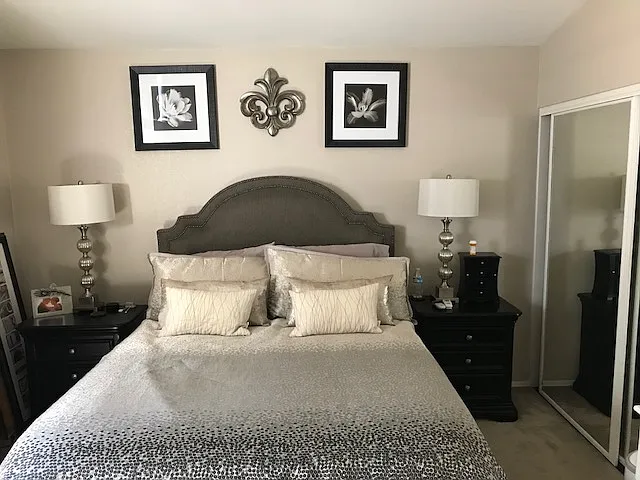 1131 N Carriage Ln — Photo 15