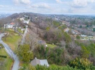 4 E View Dr, Chattanooga, TN 37404