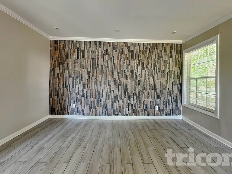 1806 Dalton Way — Photo 3