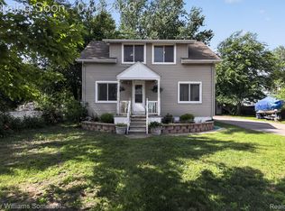 34718 Cherry Hill Rd, Westland, MI 48185