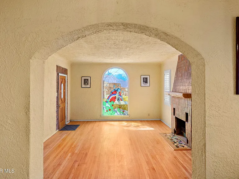 515 Gregory Ave — Photo 5