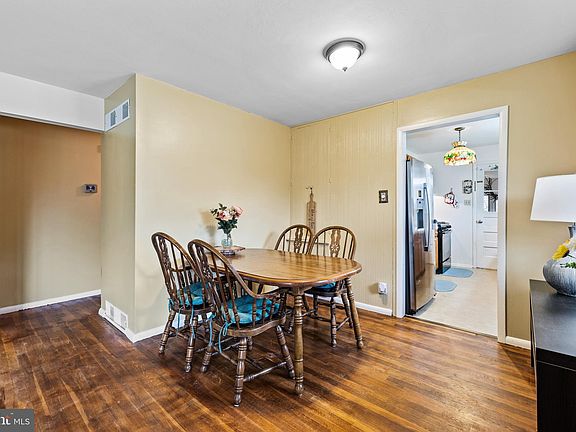 5th image of 318 Graceford Dr