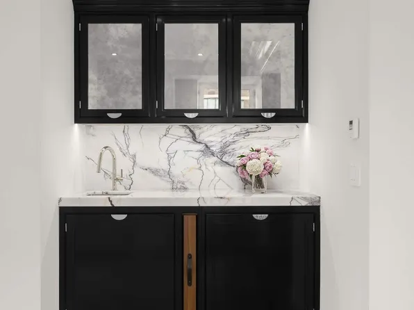 60 East 88th Street image 6 of 26