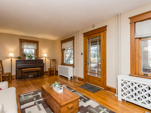 105 4th St, Telford, PA 18969