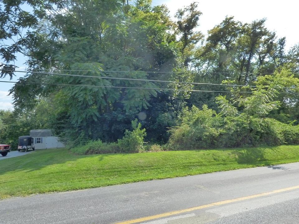 2nd image of 40 Reservoir Rd
